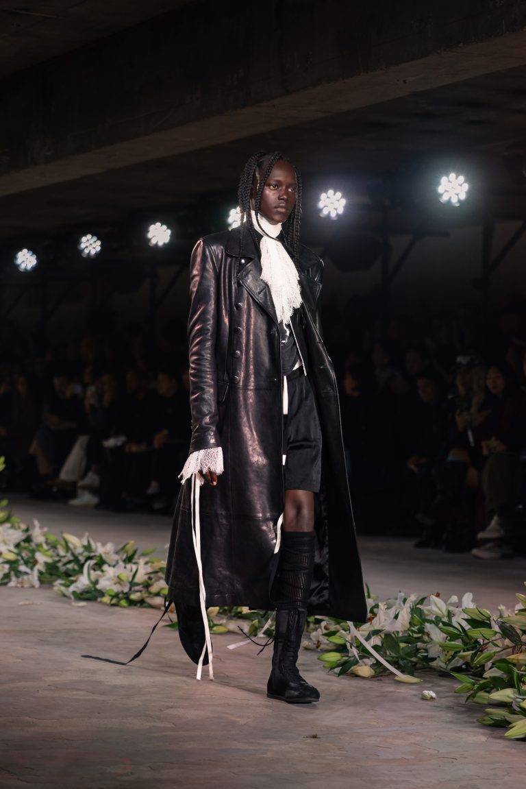 Ann Demeulemeester SS25: A Royal Fling with Punk