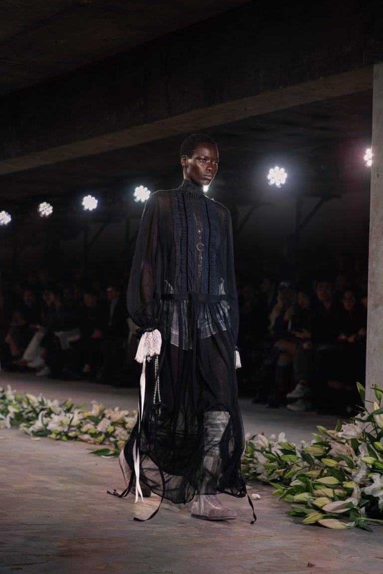 Ann Demeulemeester SS25: A Royal Fling with Punk