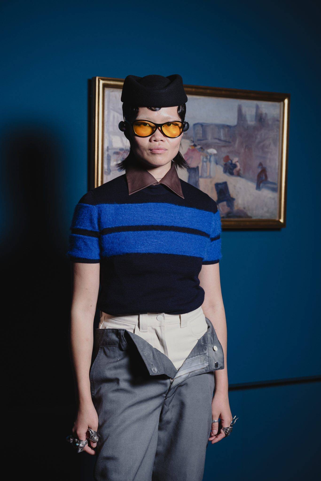  - Contance Tenvik x Munch, foulard e guanti diventano opere da museo