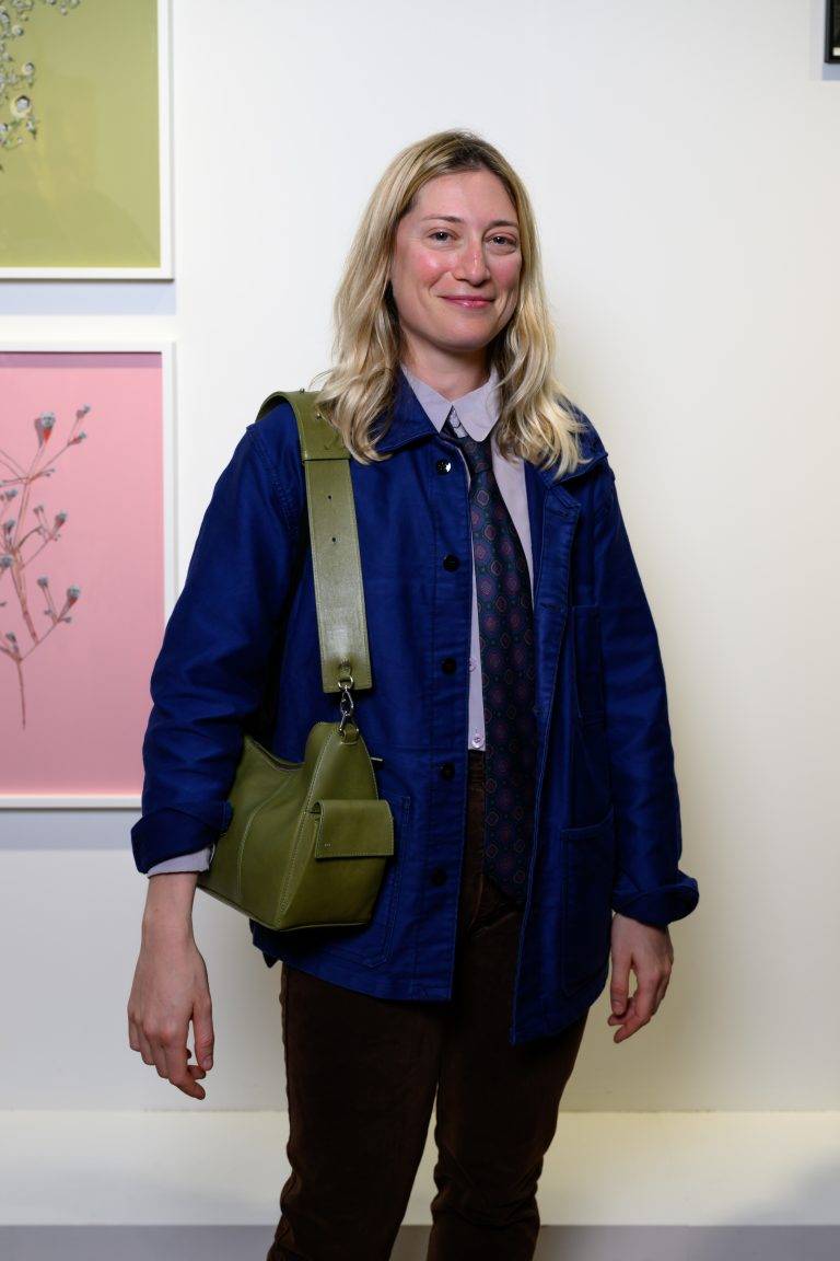  - La plus frénétique foire d’art contemporain, Art Basel Paris, attire les foules au Grand-Palais