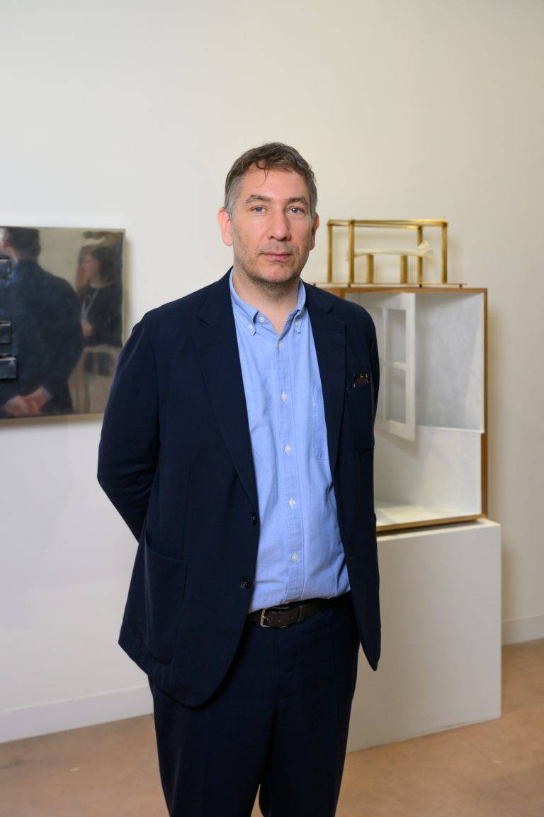  - La plus frénétique foire d’art contemporain, Art Basel Paris, attire les foules au Grand-Palais