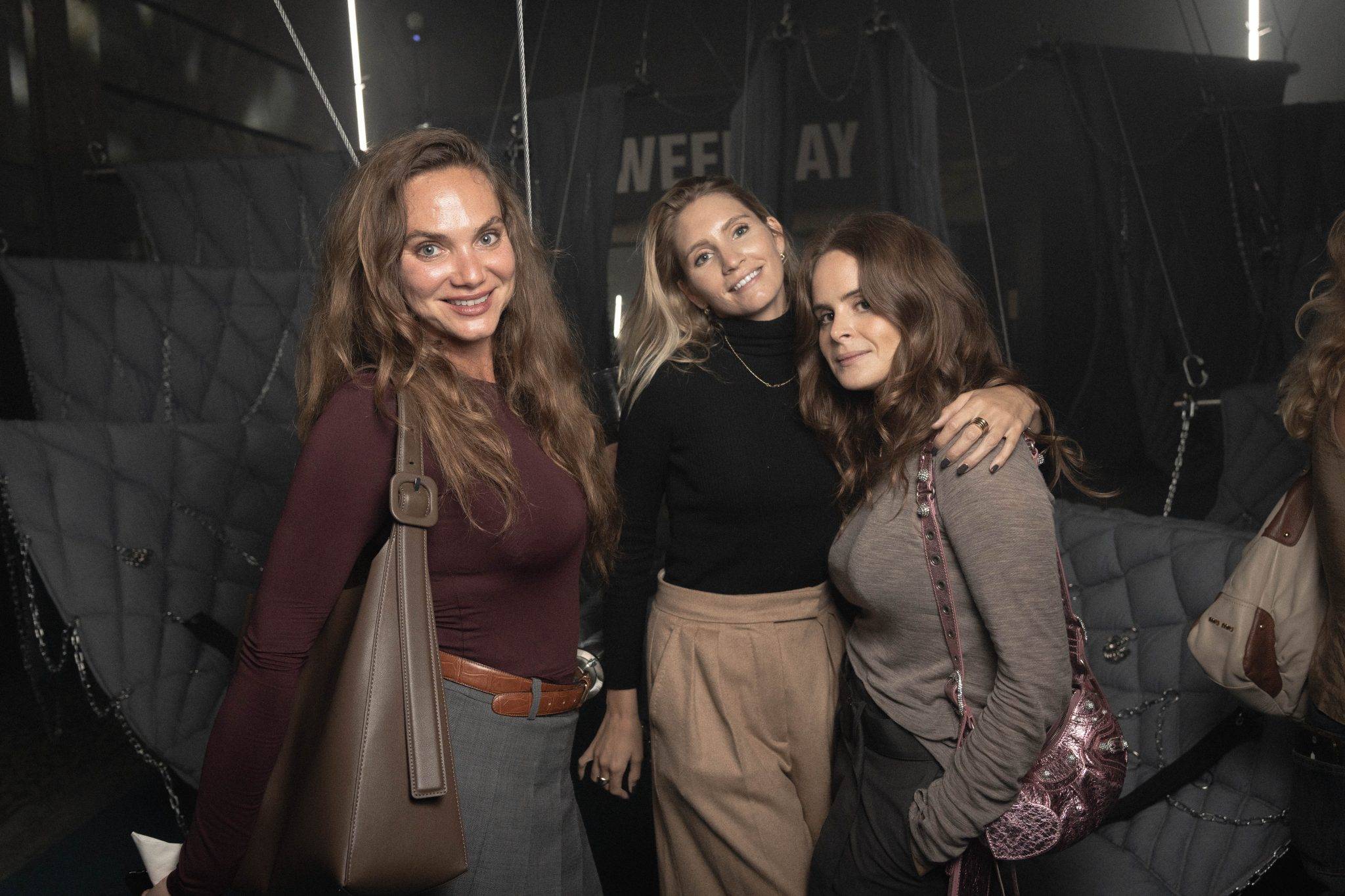  - WEEKDAY s’associe au collectif jtf X ETER pour concevoir le MEATRACK