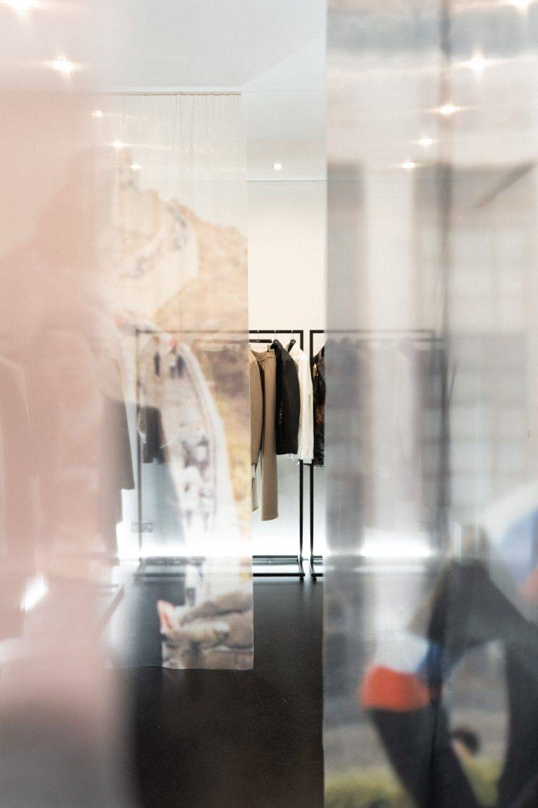 Le tout nouveau pop up SEAN SUEN ouvre ses portes dans le Marais