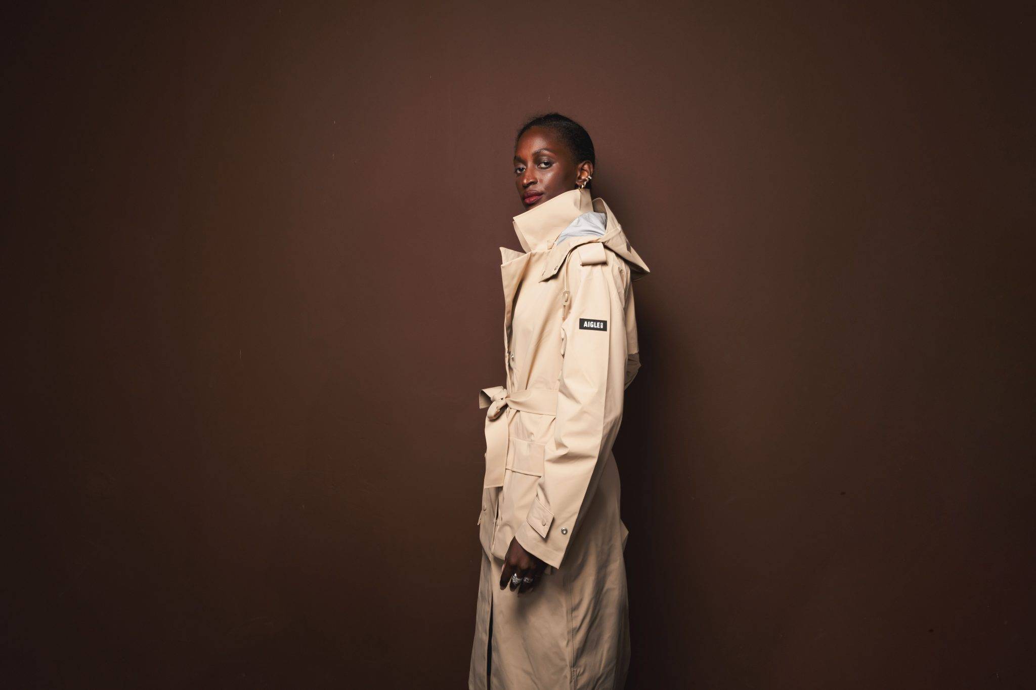  - La deuxième collection Aigle Experience by Études Studio s’exprime dans les jardins labyrinthiques du musée du Quai Branly