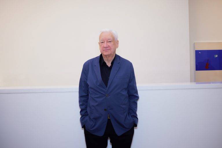  - La galerie Cristea Roberts expose les objets iconiques de Michael Craig-Martin