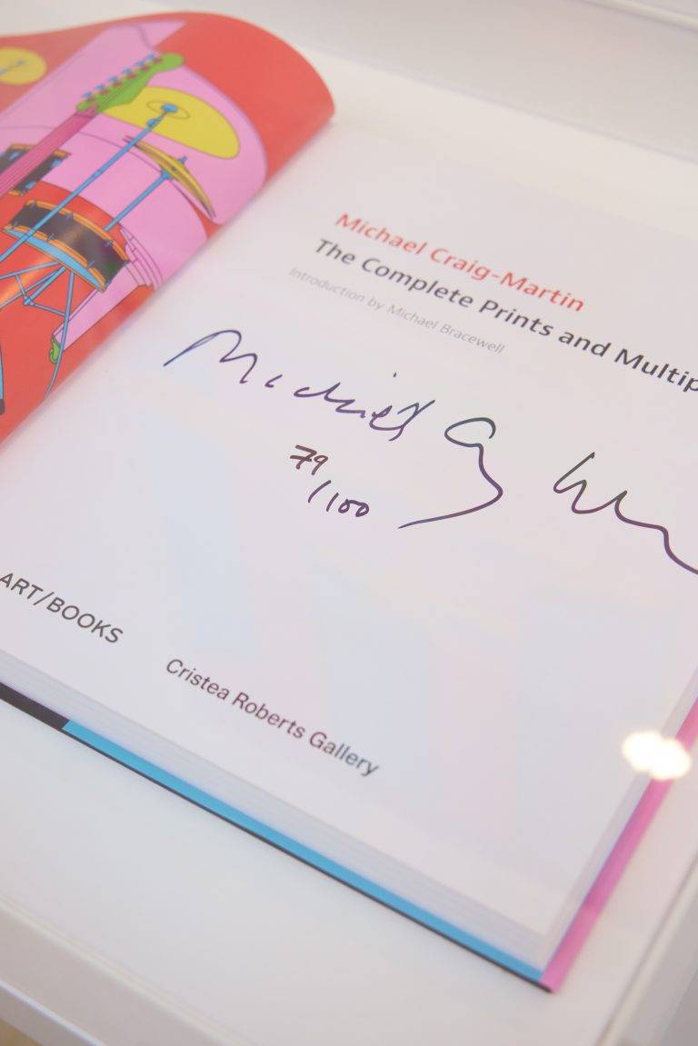La galerie Cristea Roberts expose les objets iconiques de Michael Craig-Martin