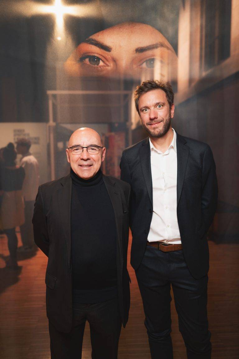  - Le reportage poignant “Afghanistan : No Woman’s Land” remporte la 14e Édition du Prix Carmignac du photojournalisme 