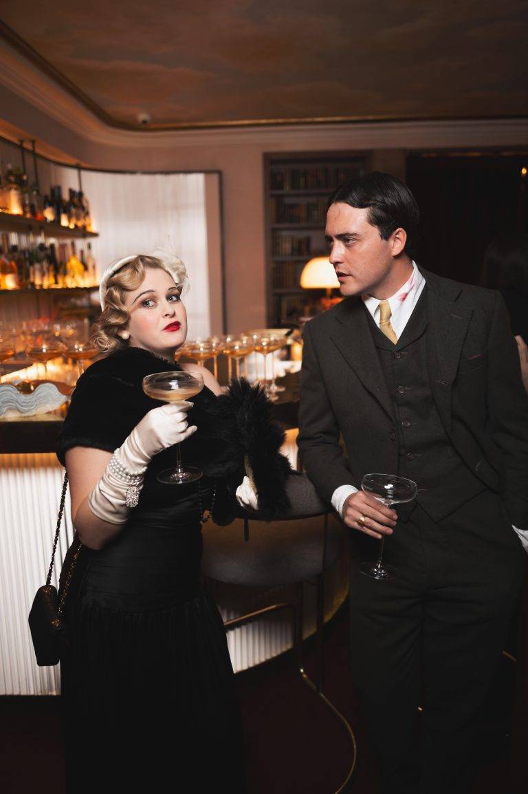 Reformation et Clare Waight Keller célèbrent leur nouvelle collaboration à L’Hôtel Particulier de Montmartre