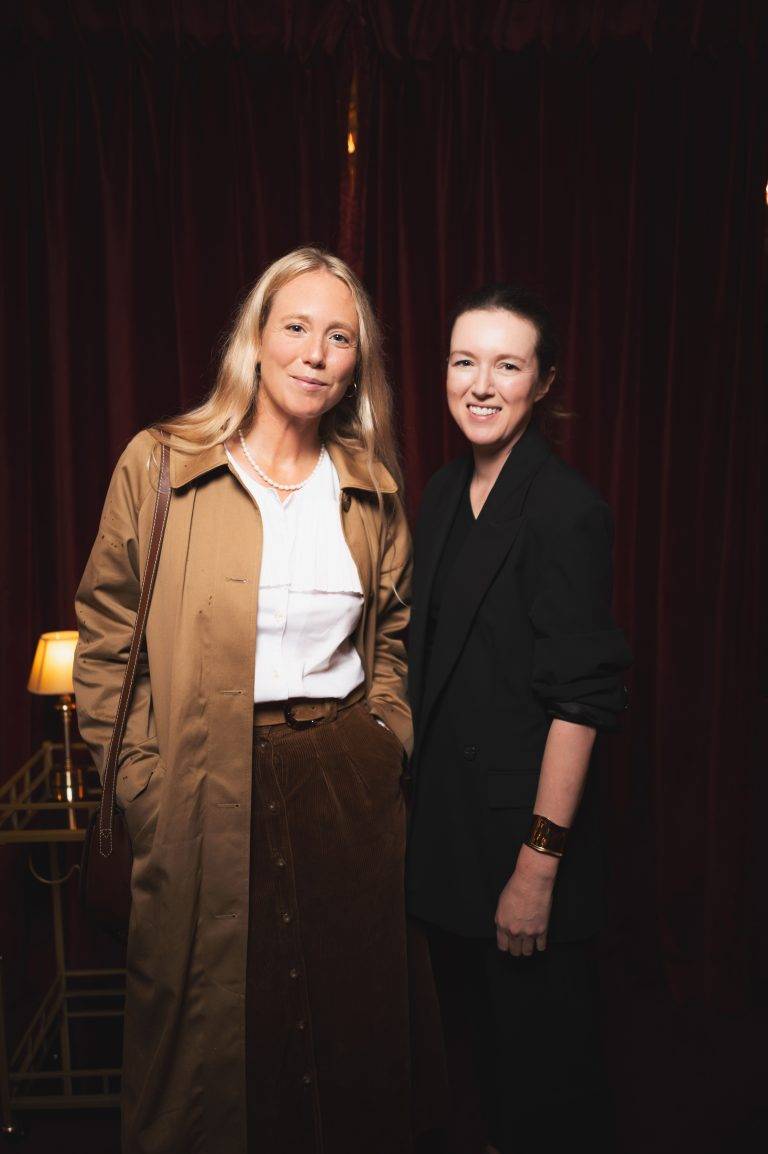  - Reformation et Clare Waight Keller célèbrent leur nouvelle collaboration à L’Hôtel Particulier de Montmartre