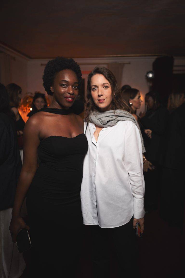  - Reformation et Clare Waight Keller célèbrent leur nouvelle collaboration à L’Hôtel Particulier de Montmartre