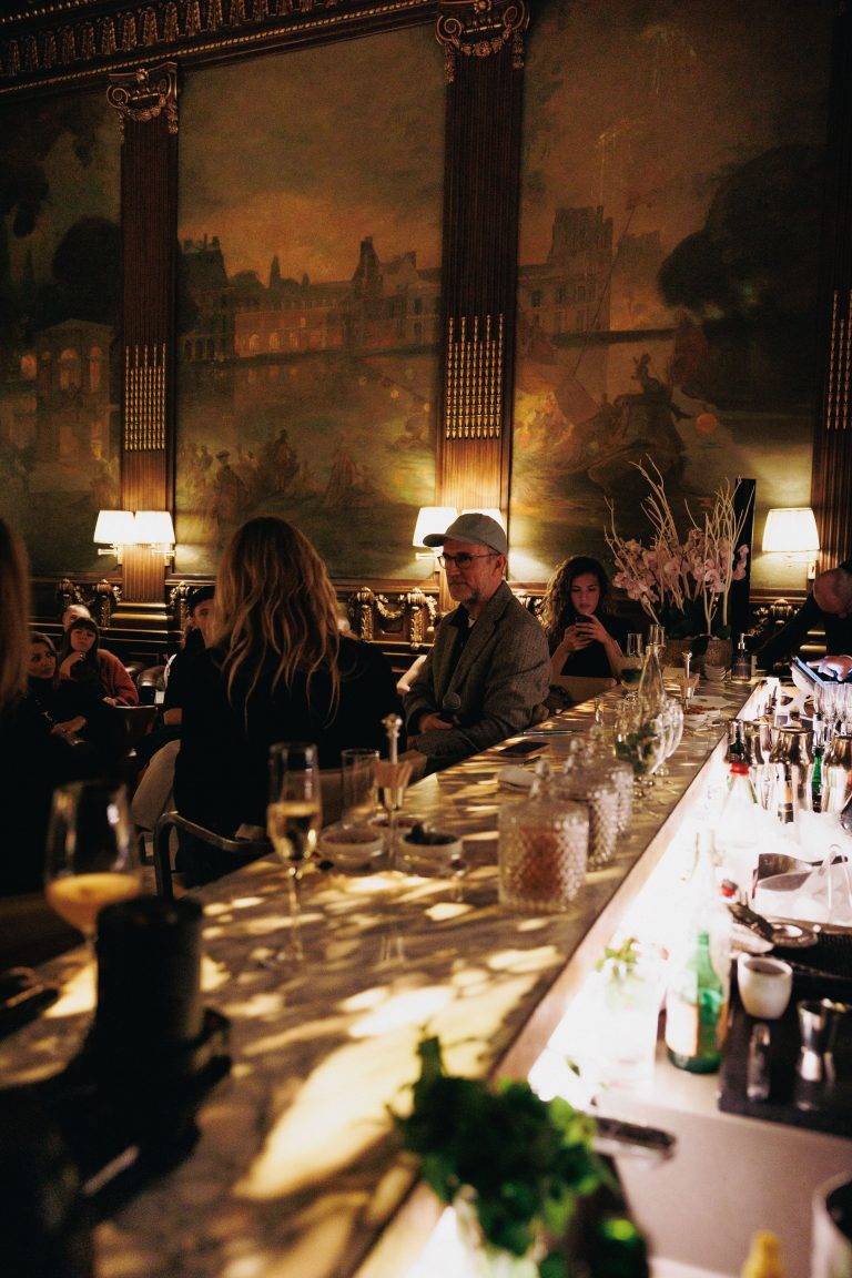 L’hôtel Meurice renoue avec le concept du Café Society pour Loïc Prigent et son nouveau livre
