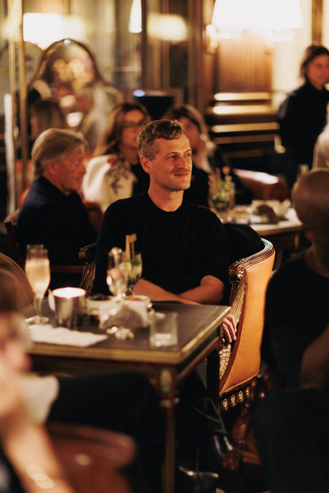  - L’hôtel Meurice renoue avec le concept du Café Society pour Loïc Prigent et son nouveau livre