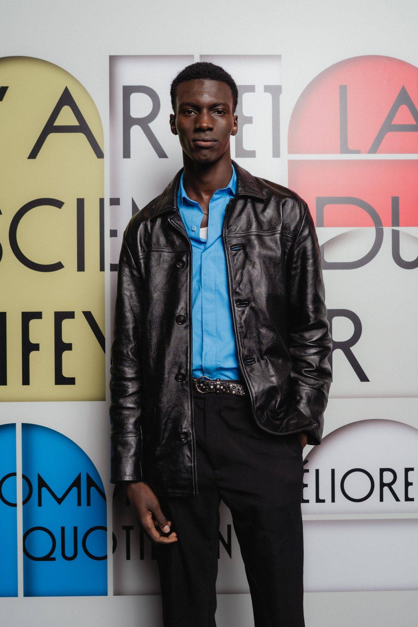  - UNIQLO organise une exposition à Paris intitulé L’art et la science du Lifewear