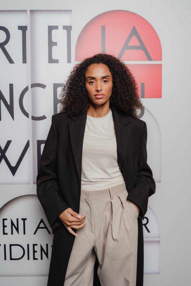 - UNIQLO organise une exposition à Paris intitulé L’art et la science du Lifewear