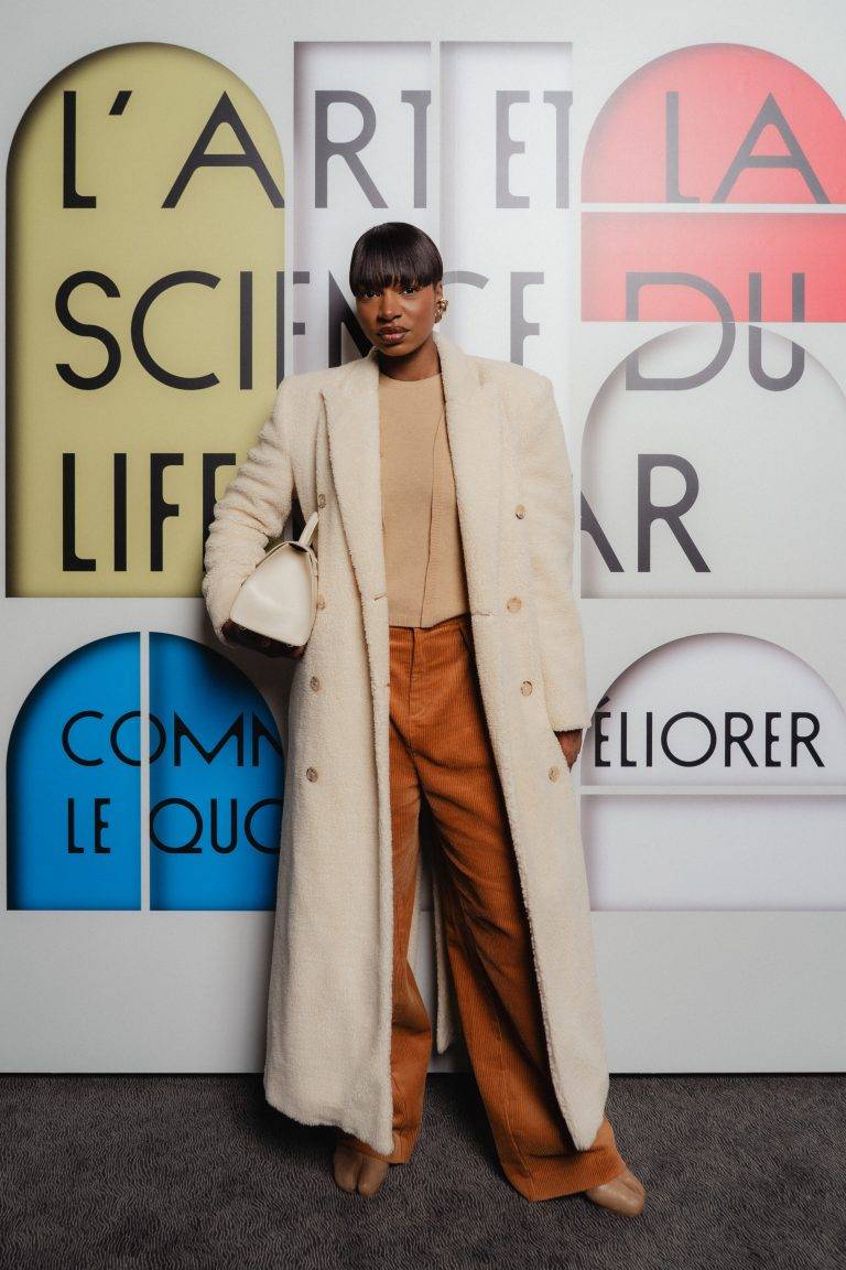  - UNIQLO organise une exposition à Paris intitulé L’art et la science du Lifewear