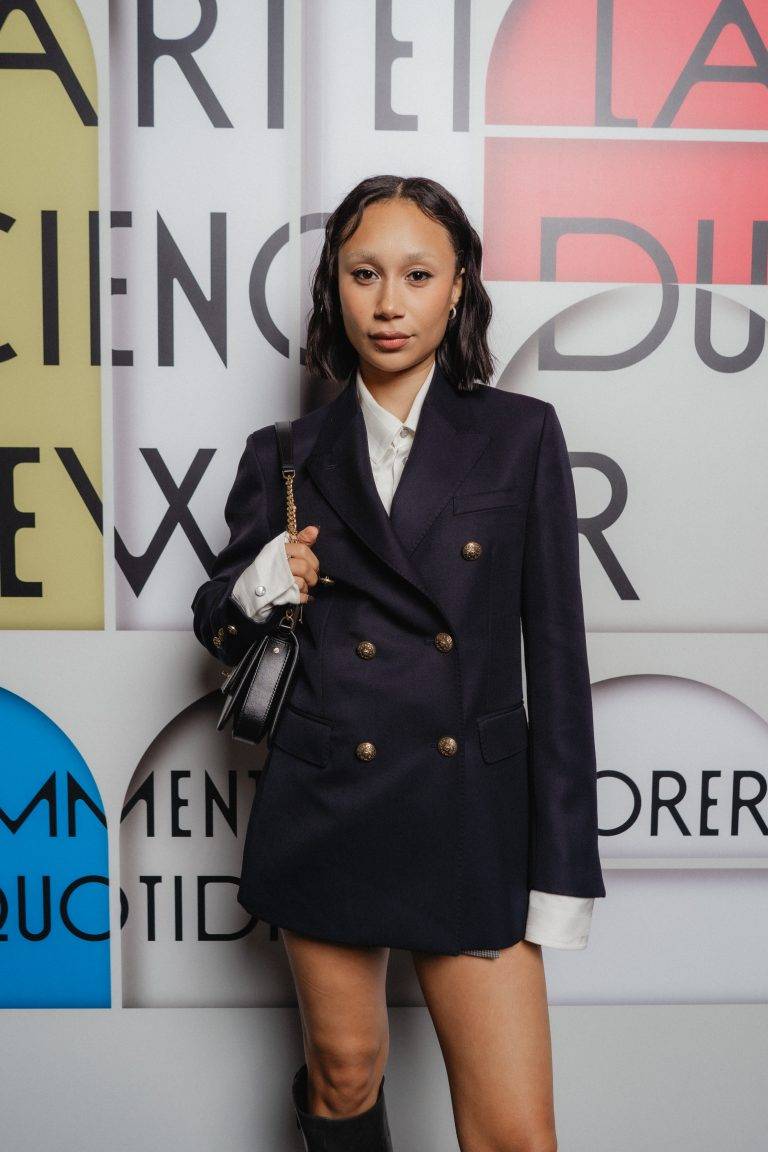  - UNIQLO organise une exposition à Paris intitulé L’art et la science du Lifewear