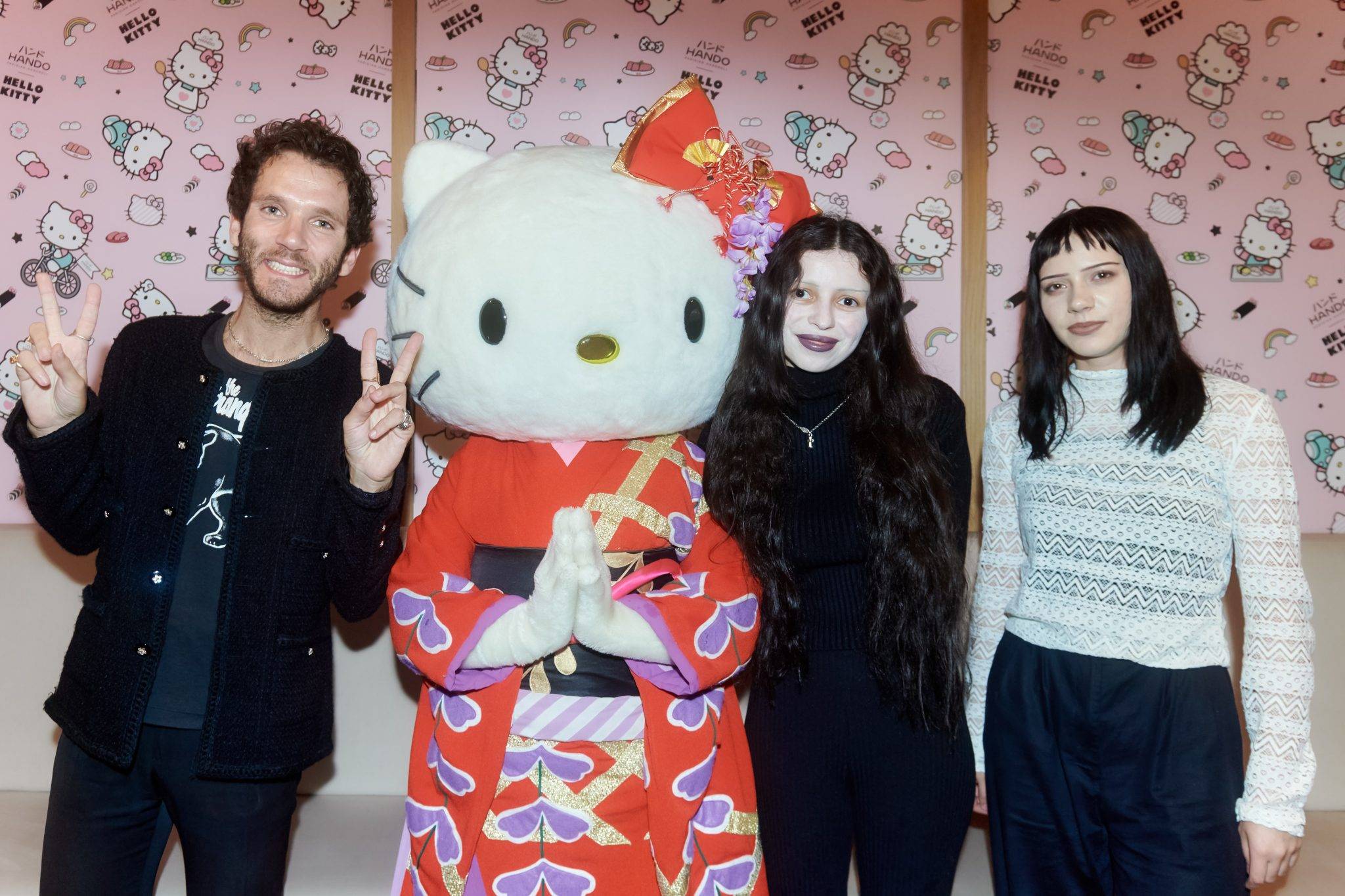  - Hando et Hello Kitty ouvrent un pop up 100% kawaii