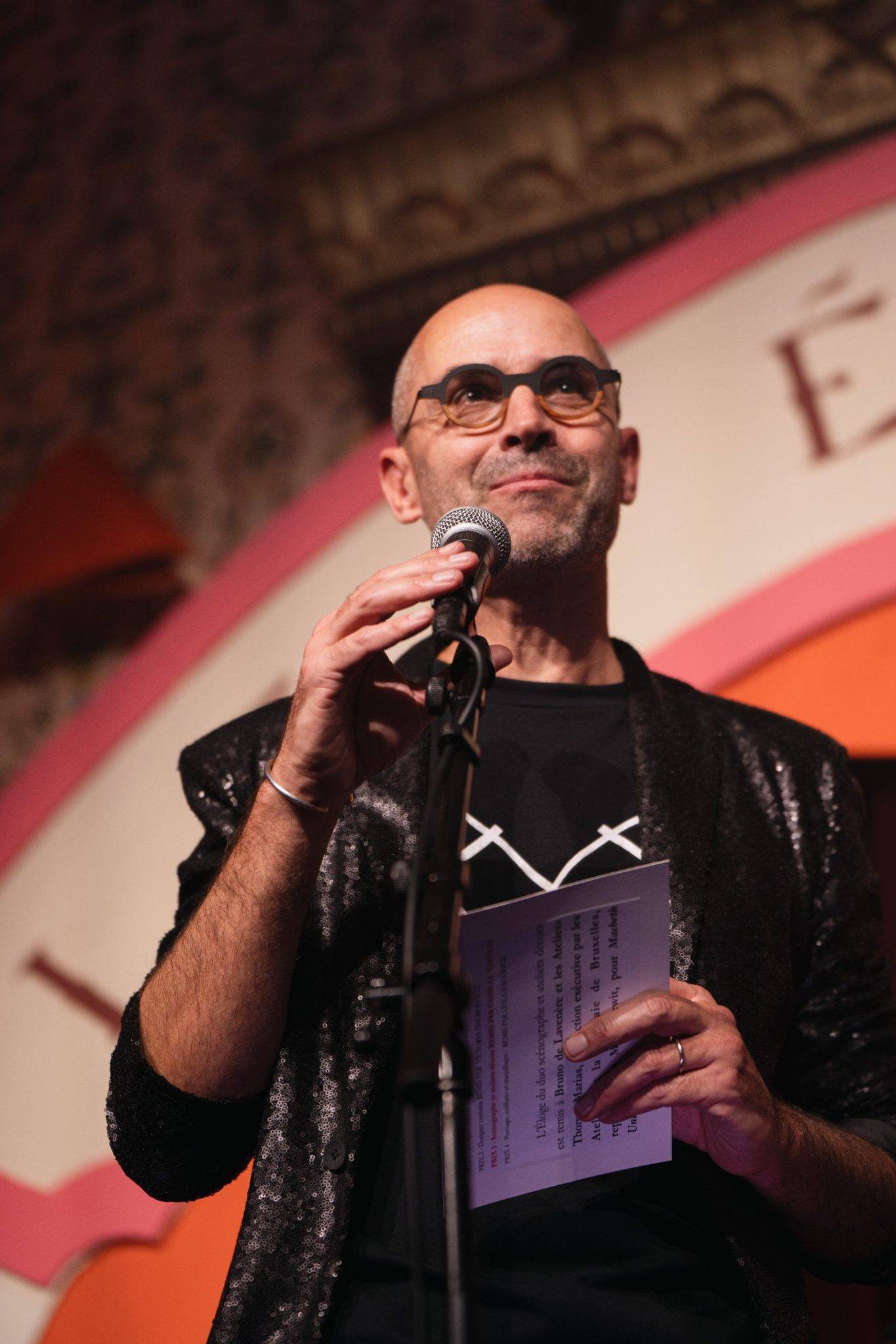  - Les Éloges Highlights the Industry of the Performing Arts