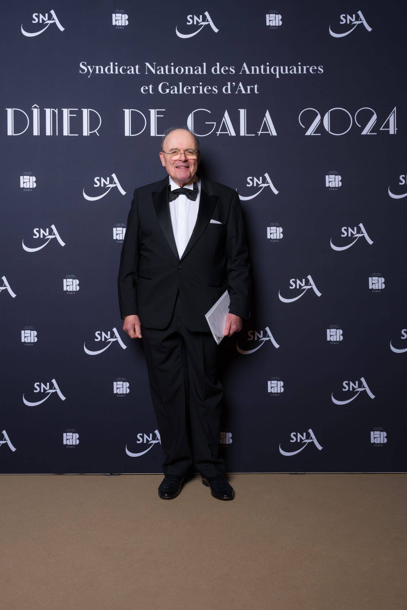  - Le fabuleux dîner du Syndicat National des Antiquaires et Galeries d’Art – sous la nef du Grand Palais à l’occasion de FAB Paris