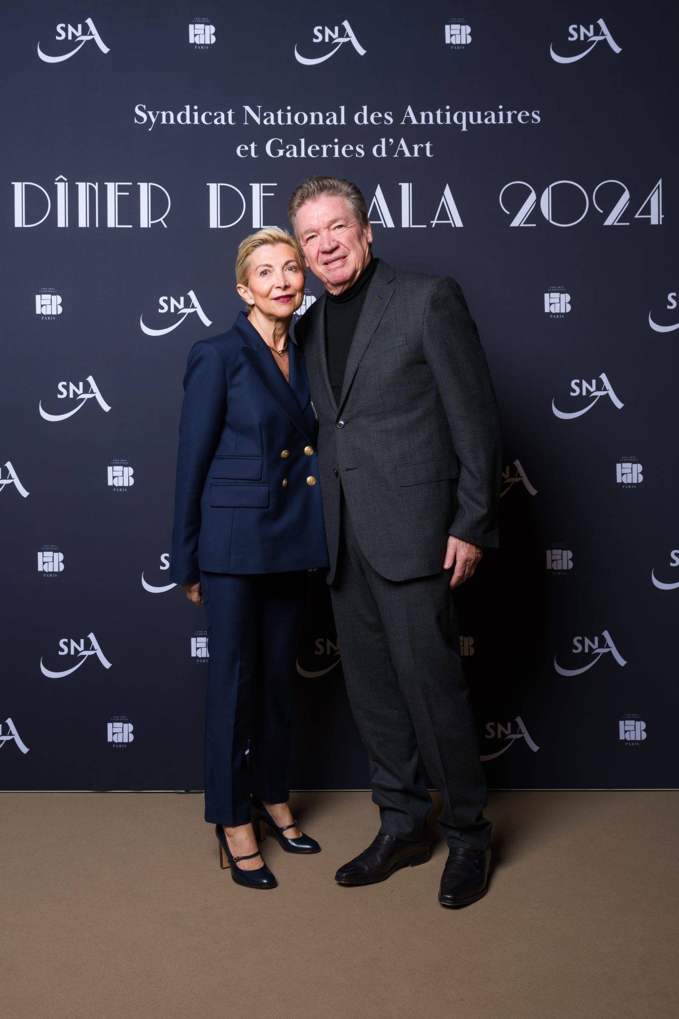  - Le fabuleux dîner du Syndicat National des Antiquaires et Galeries d’Art – sous la nef du Grand Palais à l’occasion de FAB Paris