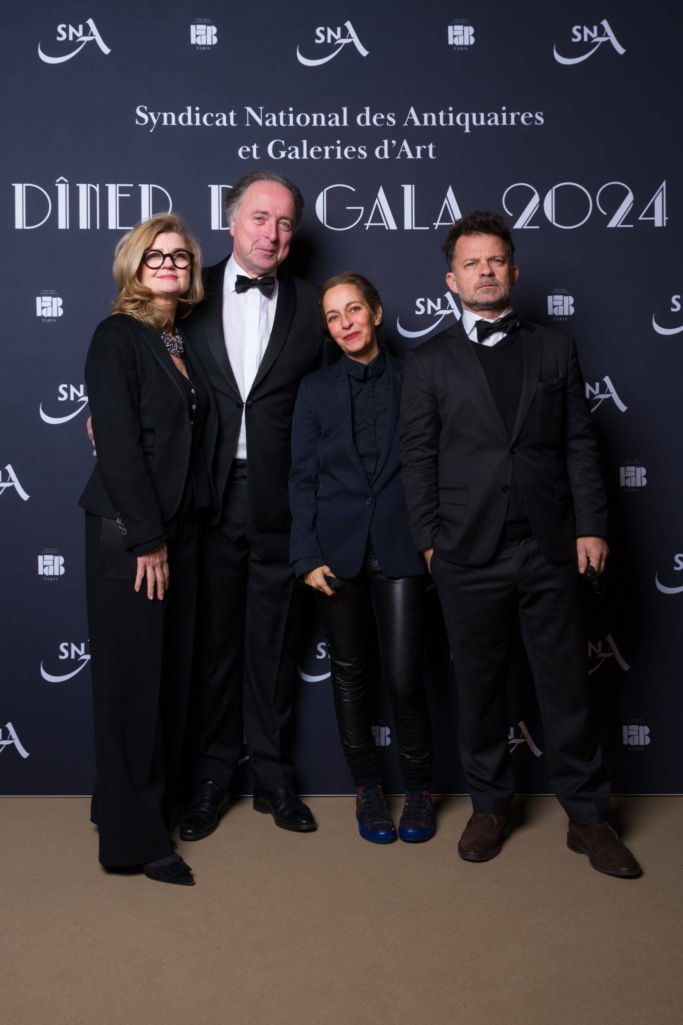  - Le fabuleux dîner du Syndicat National des Antiquaires et Galeries d’Art – sous la nef du Grand Palais à l’occasion de FAB Paris