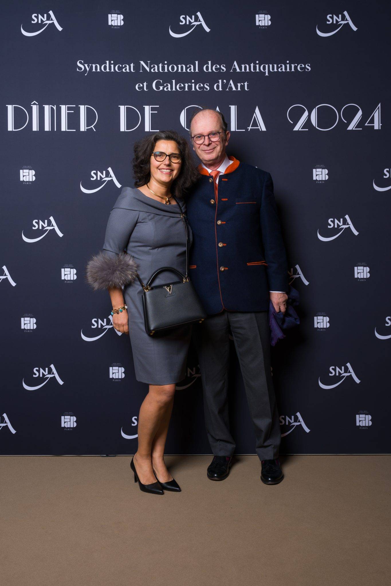  - Le fabuleux dîner du Syndicat National des Antiquaires et Galeries d’Art – sous la nef du Grand Palais à l’occasion de FAB Paris