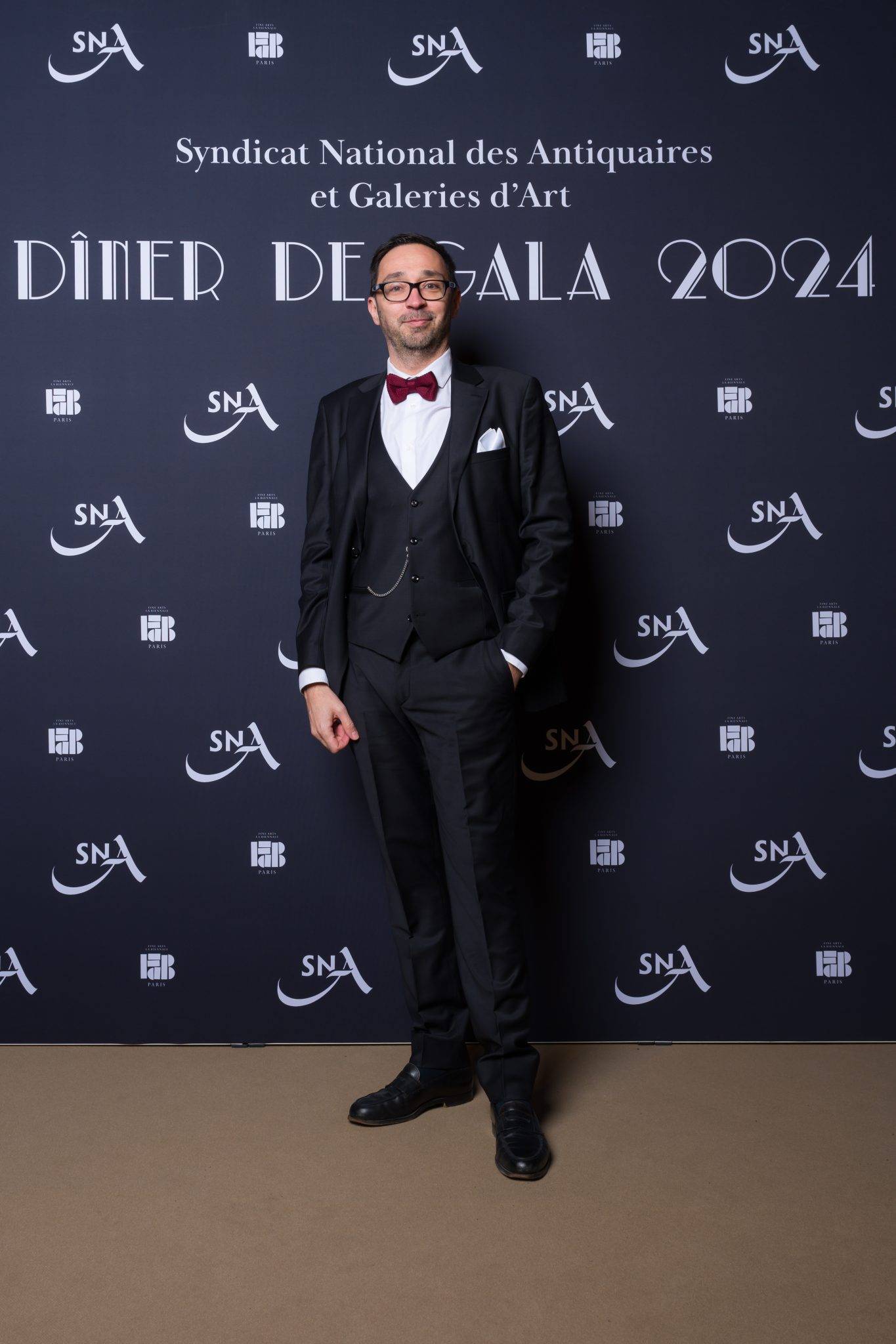  - Le fabuleux dîner du Syndicat National des Antiquaires et Galeries d’Art – sous la nef du Grand Palais à l’occasion de FAB Paris