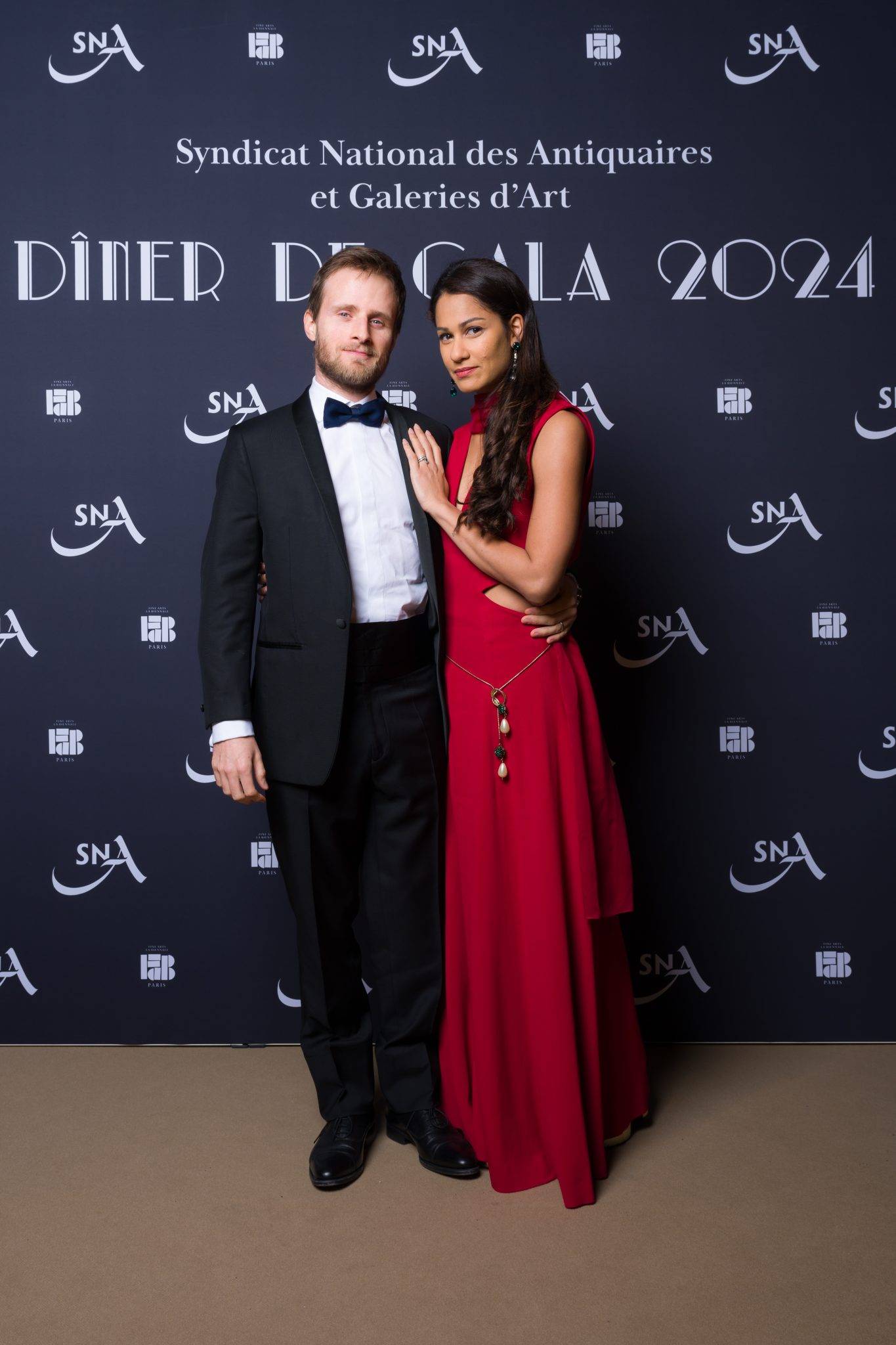  - Le fabuleux dîner du Syndicat National des Antiquaires et Galeries d’Art – sous la nef du Grand Palais à l’occasion de FAB Paris