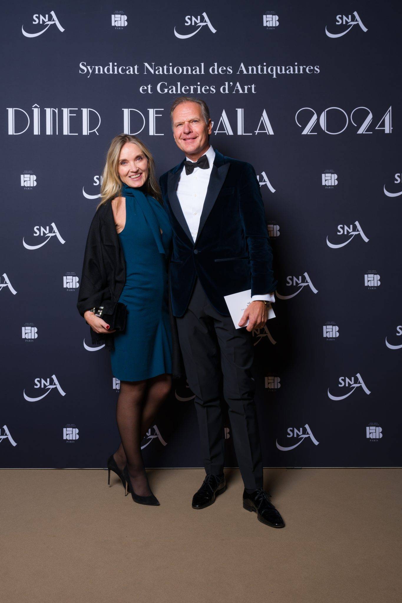  - Le fabuleux dîner du Syndicat National des Antiquaires et Galeries d’Art – sous la nef du Grand Palais à l’occasion de FAB Paris