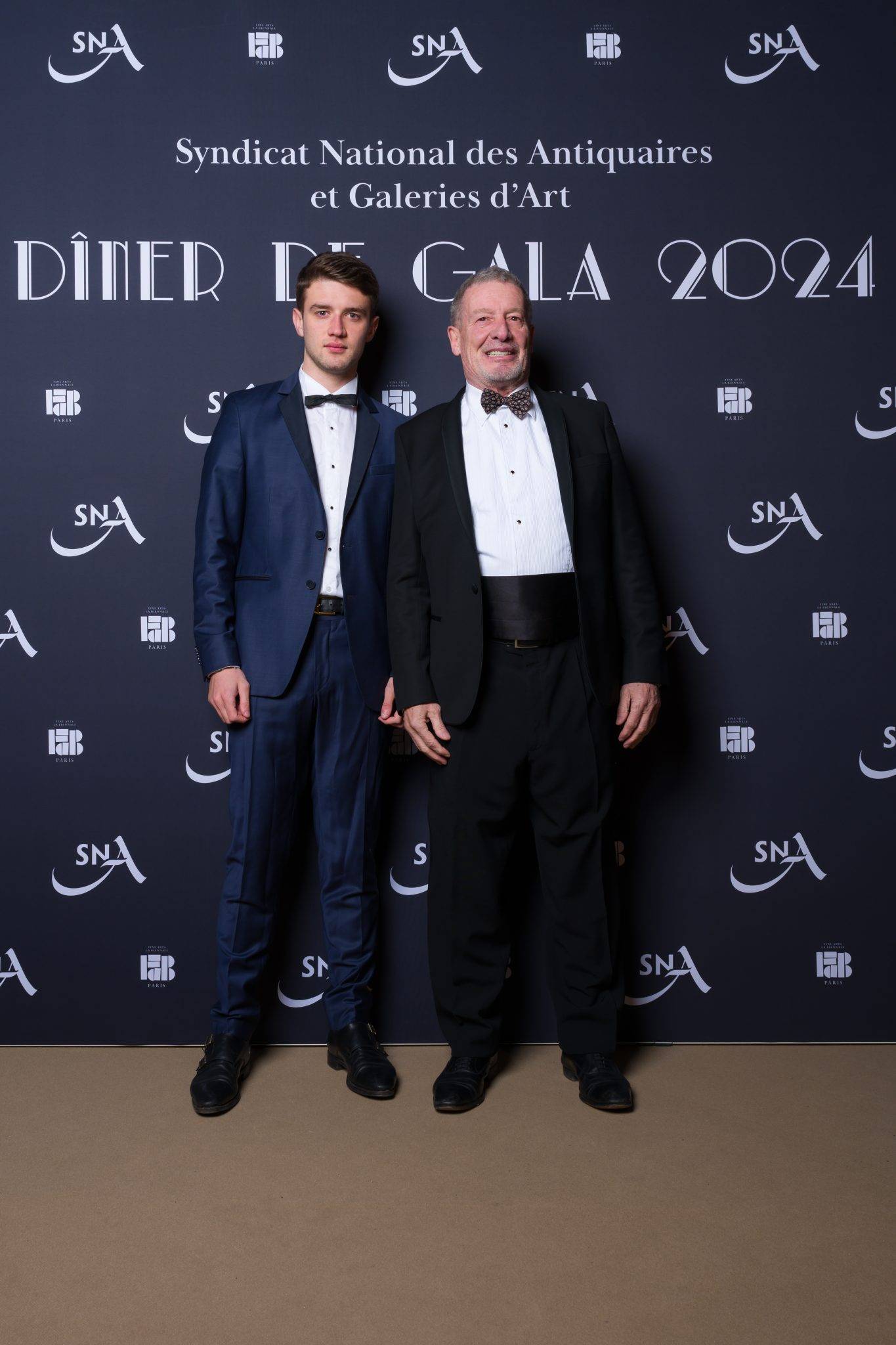  - Le fabuleux dîner du Syndicat National des Antiquaires et Galeries d’Art – sous la nef du Grand Palais à l’occasion de FAB Paris