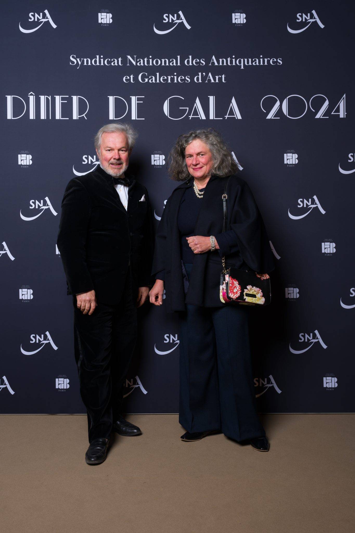 - Le fabuleux dîner du Syndicat National des Antiquaires et Galeries d’Art – sous la nef du Grand Palais à l’occasion de FAB Paris