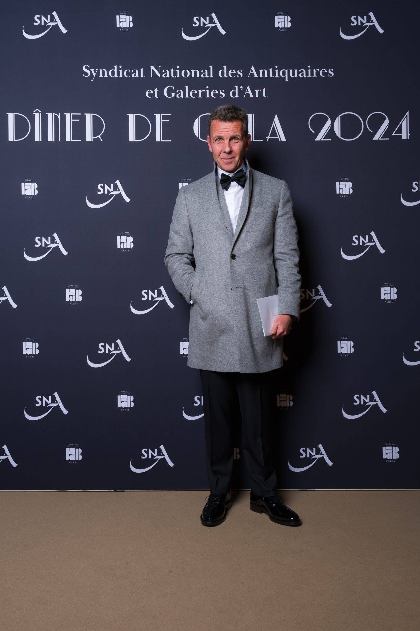  - Le fabuleux dîner du Syndicat National des Antiquaires et Galeries d’Art – sous la nef du Grand Palais à l’occasion de FAB Paris