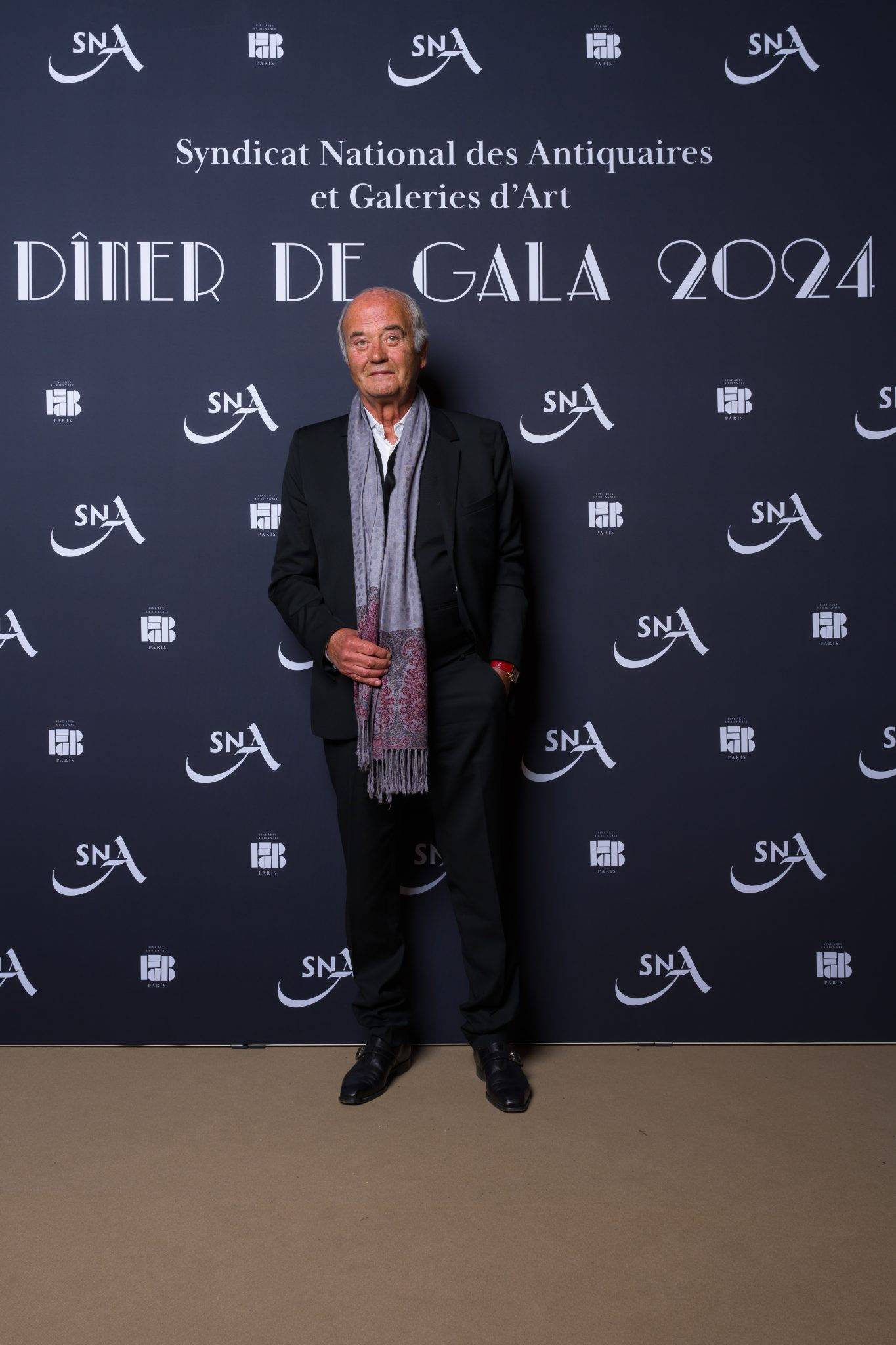  - Le fabuleux dîner du Syndicat National des Antiquaires et Galeries d’Art – sous la nef du Grand Palais à l’occasion de FAB Paris