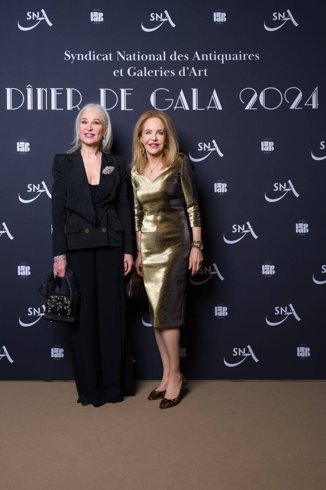  - Le fabuleux dîner du Syndicat National des Antiquaires et Galeries d’Art – sous la nef du Grand Palais à l’occasion de FAB Paris