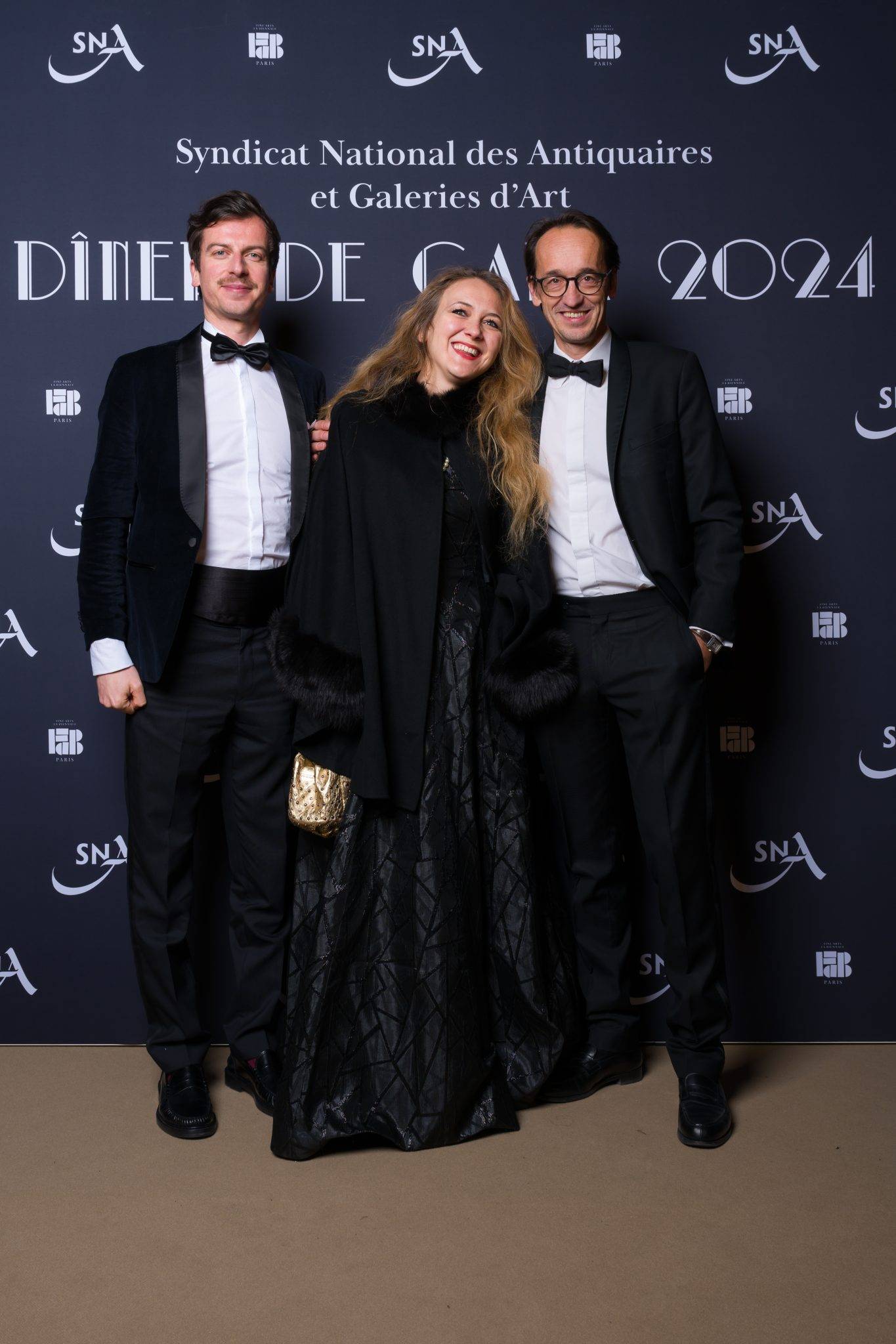  - Le fabuleux dîner du Syndicat National des Antiquaires et Galeries d’Art – sous la nef du Grand Palais à l’occasion de FAB Paris