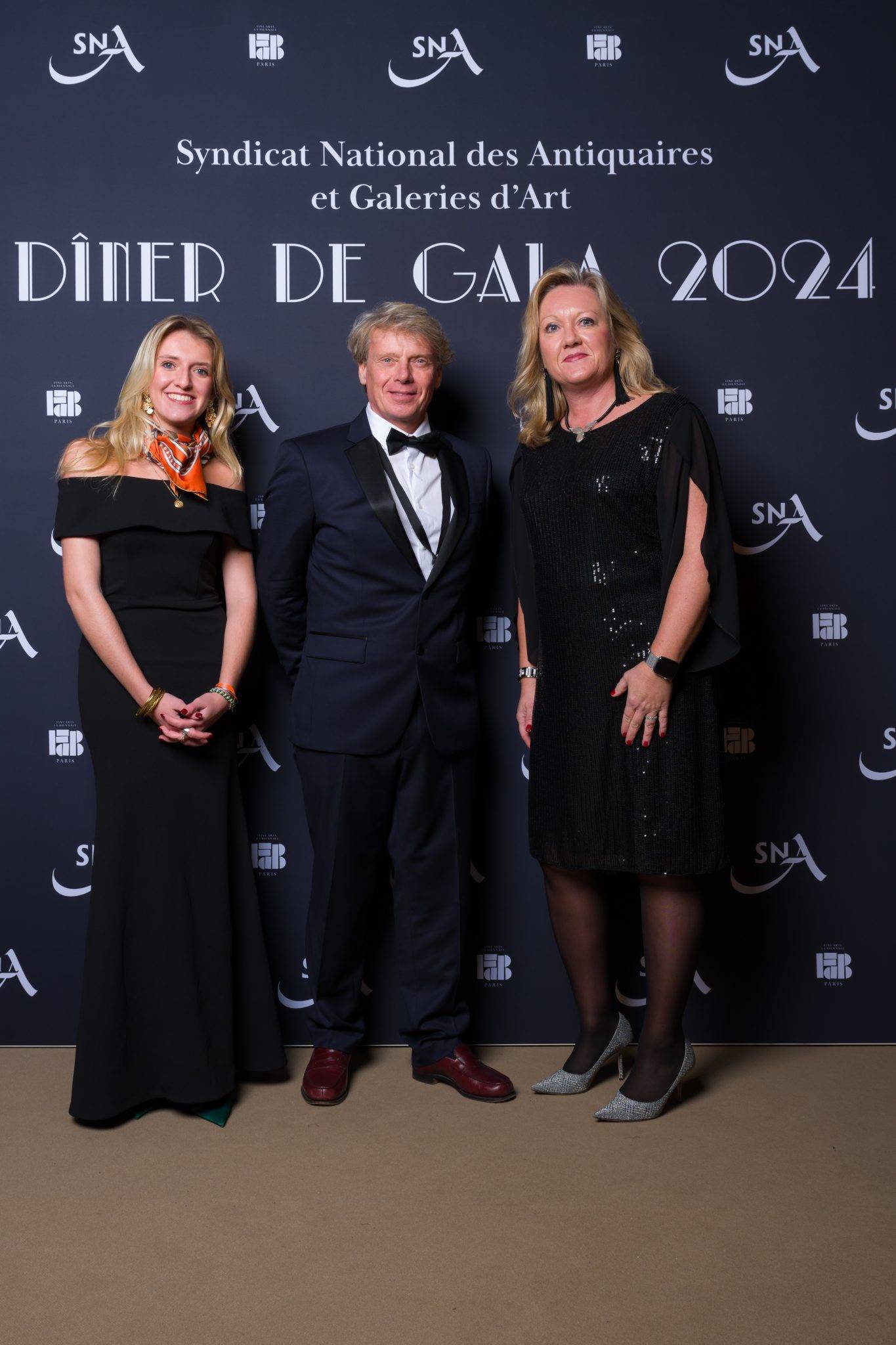  - Le fabuleux dîner du Syndicat National des Antiquaires et Galeries d’Art – sous la nef du Grand Palais à l’occasion de FAB Paris