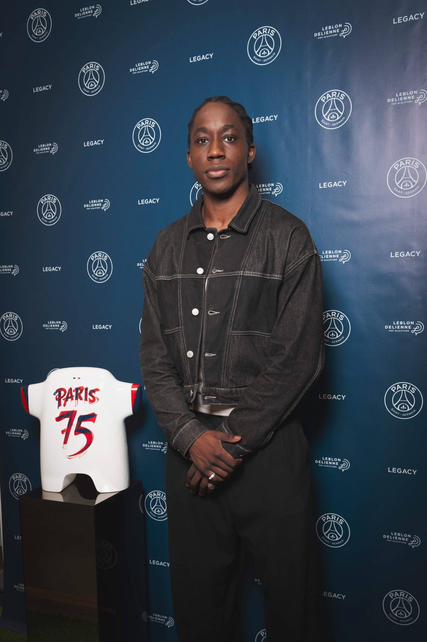  - Au croisement de l’art et du football, Leblon Delienne s’associe au Paris Saint-Germain