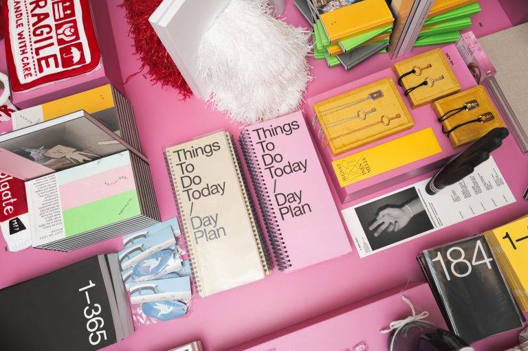 La cool culture de Sarah Andelman s’invite chez Sotheby’s