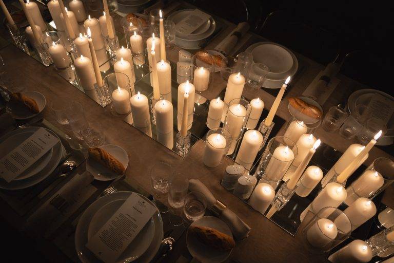 Goutal Paris fête Noël avec un dîner intimiste signé Clémence Gommy