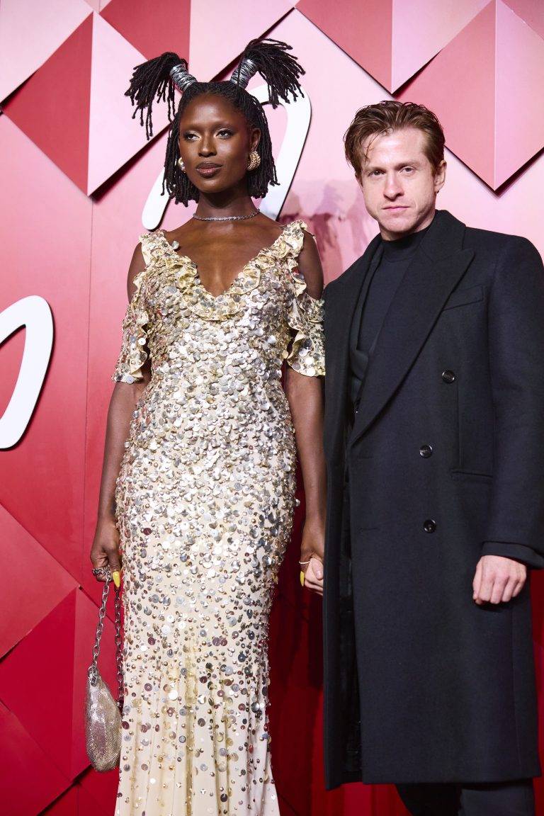  - Le prestigieux British Fashion Council révèle les lauréats des Fashion Awards 2024 et fait le plein de célébrités