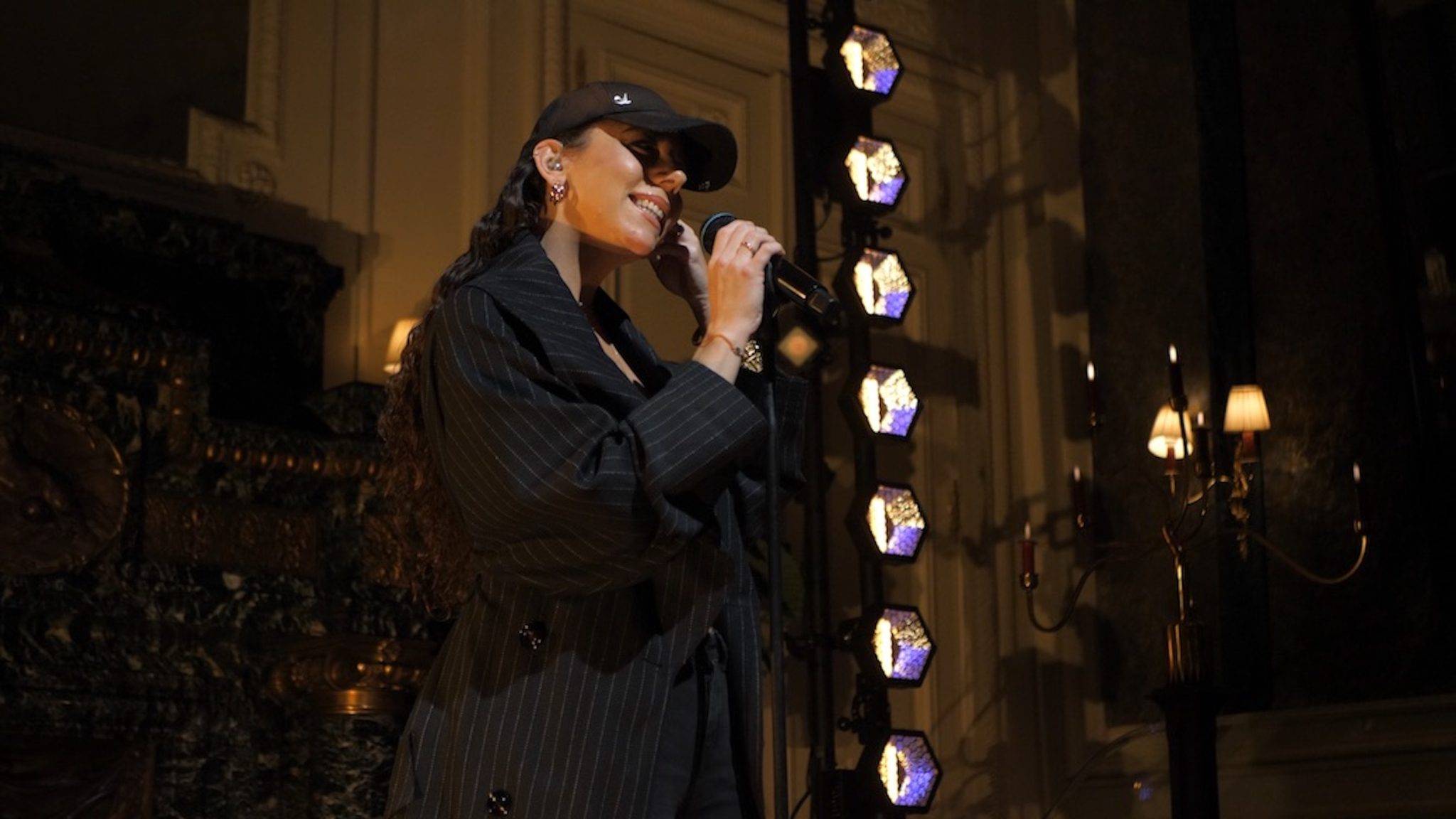  - Numéro célèbre ses 25 ans