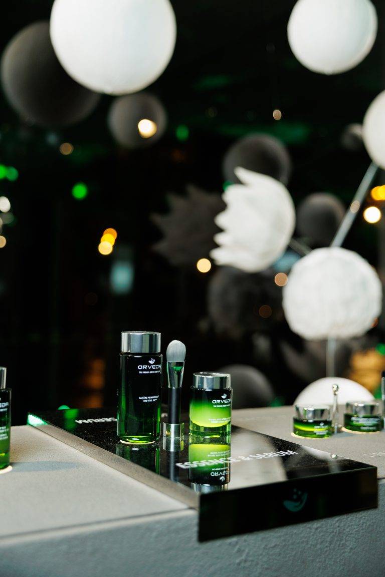 ORVEDA célèbre les merveilles de la biotechnologie avec SKINESCENCE
