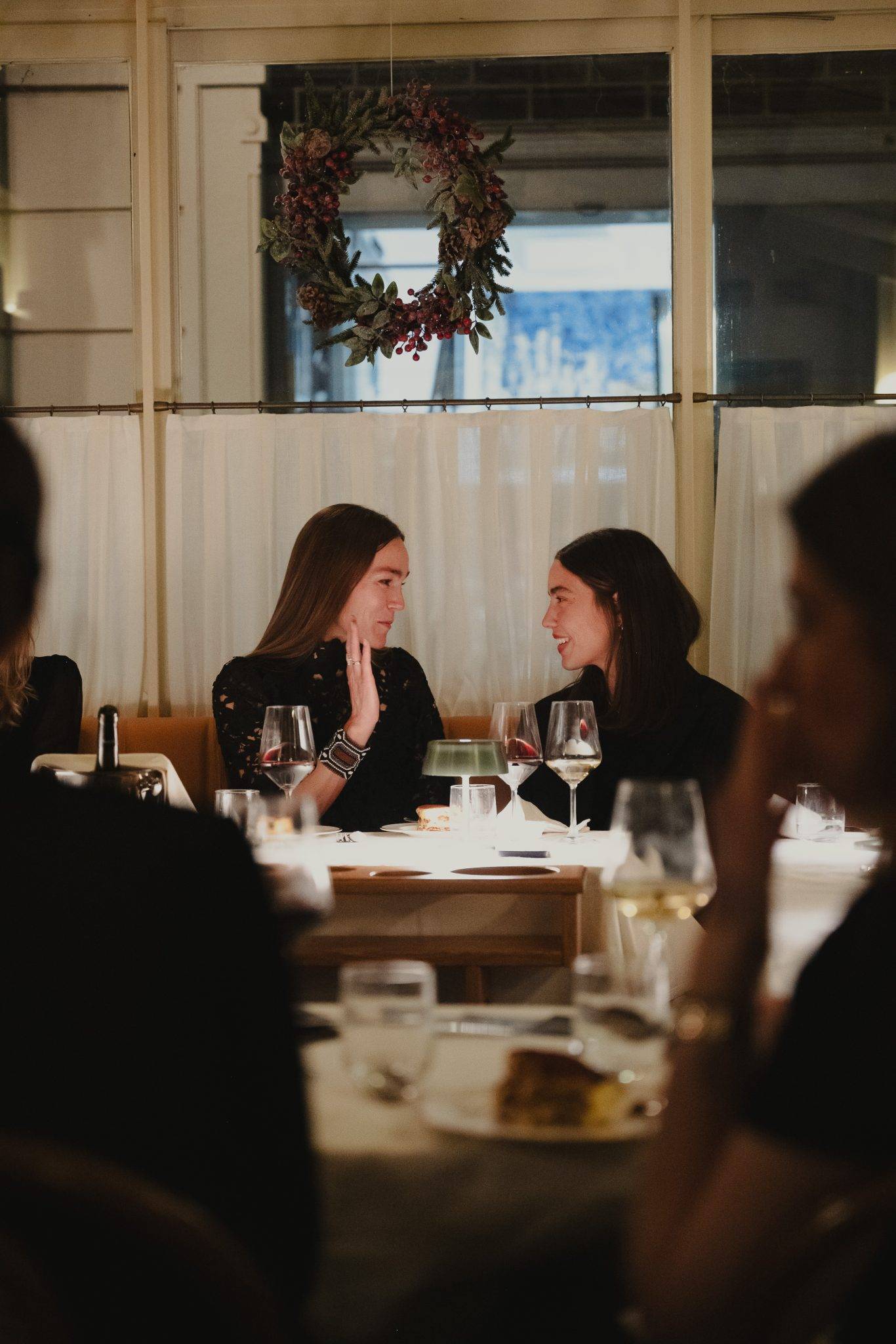  - ba&sh lance les festivités de fin d’année à Milan