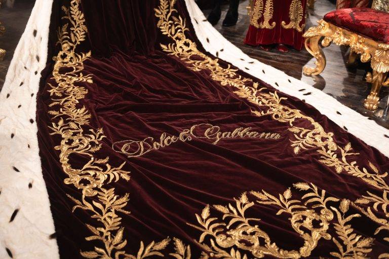 La fabuleuse exposition Dolge&Gabbana illumine le Grand Palais