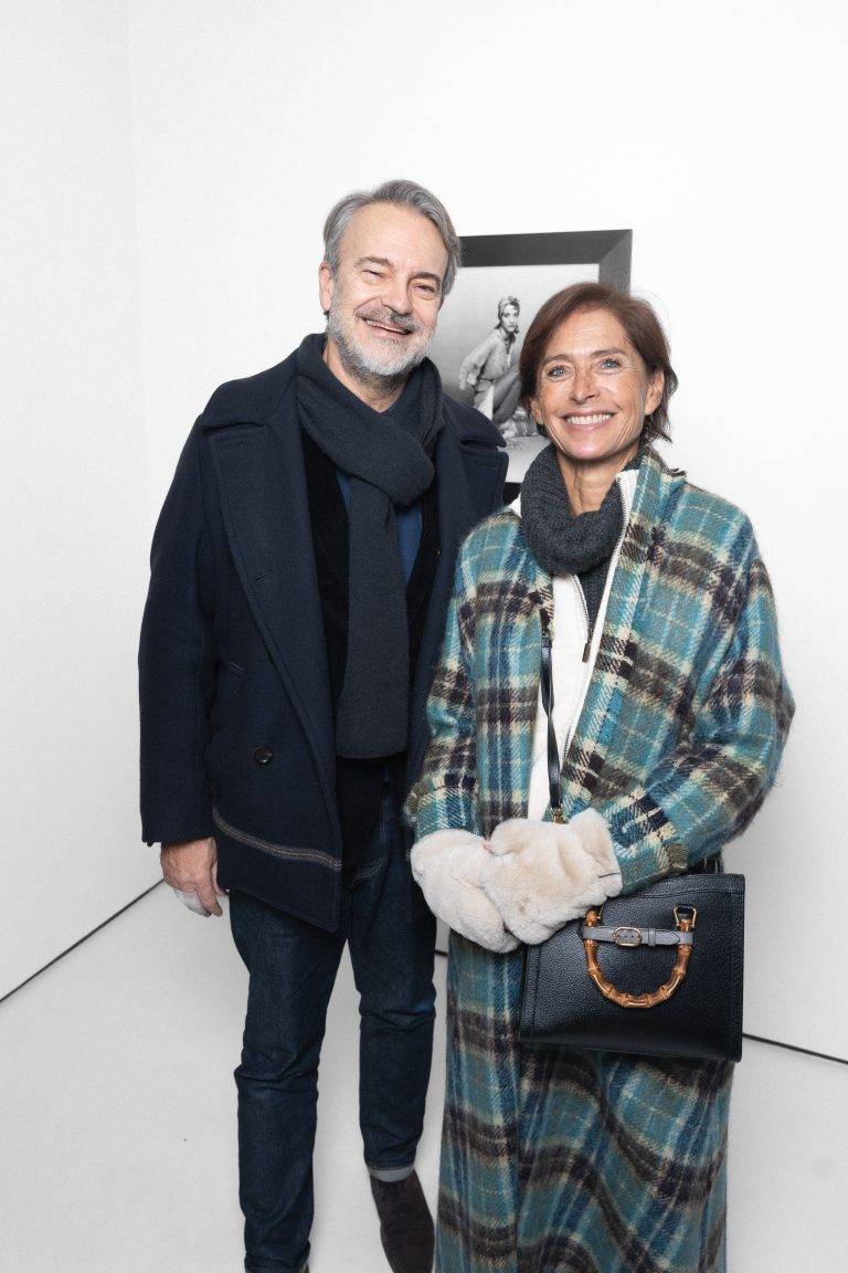  - Oana Ivan Gallery célèbre l’audace de Peter Knapp à l’occasion de son inauguration