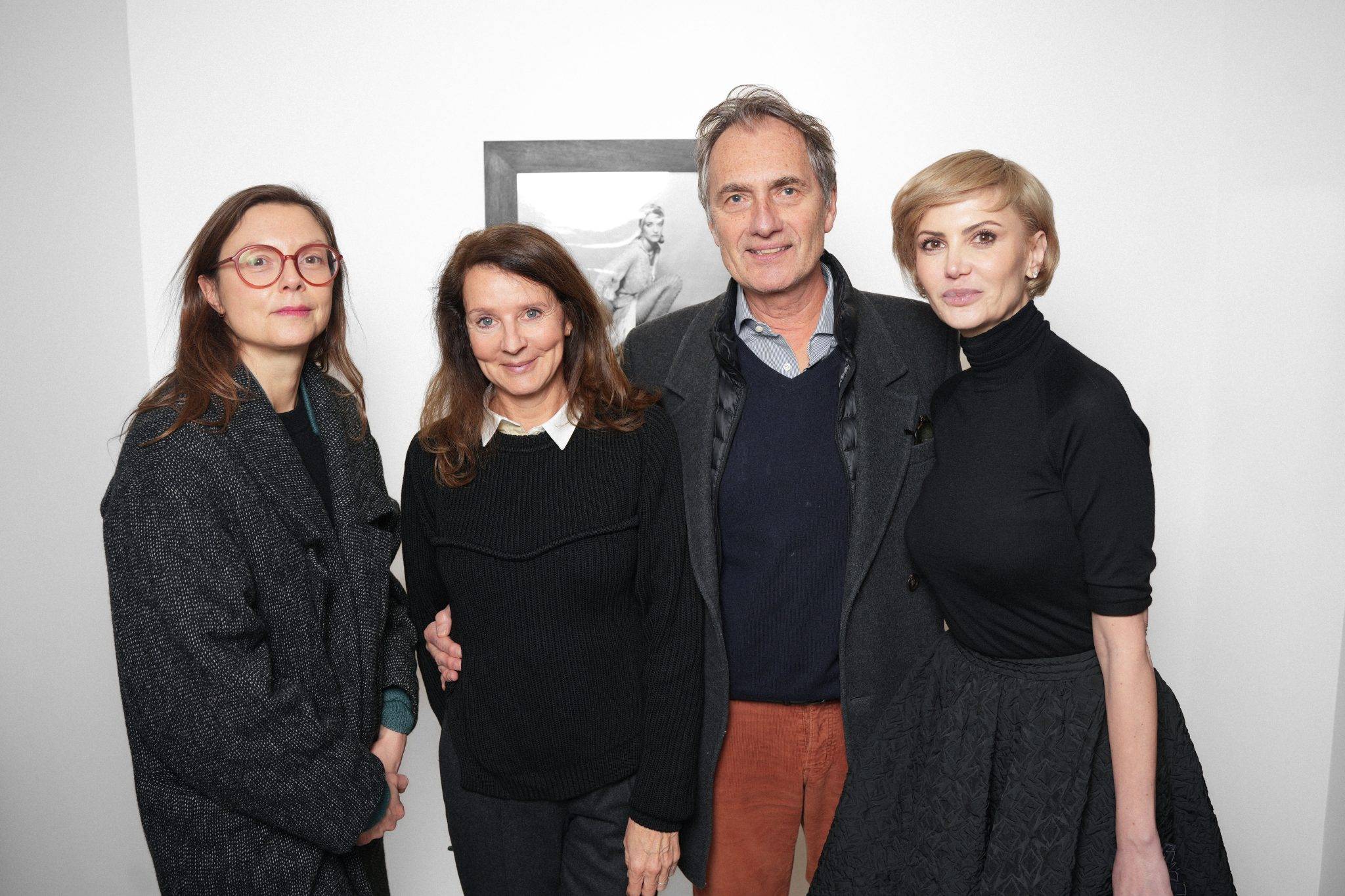  - Oana Ivan Gallery célèbre l’audace de Peter Knapp à l’occasion de son inauguration