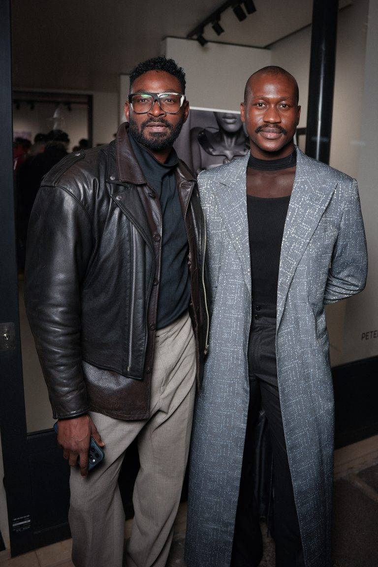  - Oana Ivan Gallery célèbre l’audace de Peter Knapp à l’occasion de son inauguration