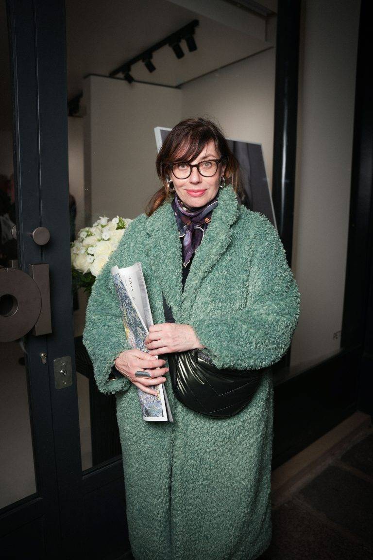  - Oana Ivan Gallery célèbre l’audace de Peter Knapp à l’occasion de son inauguration