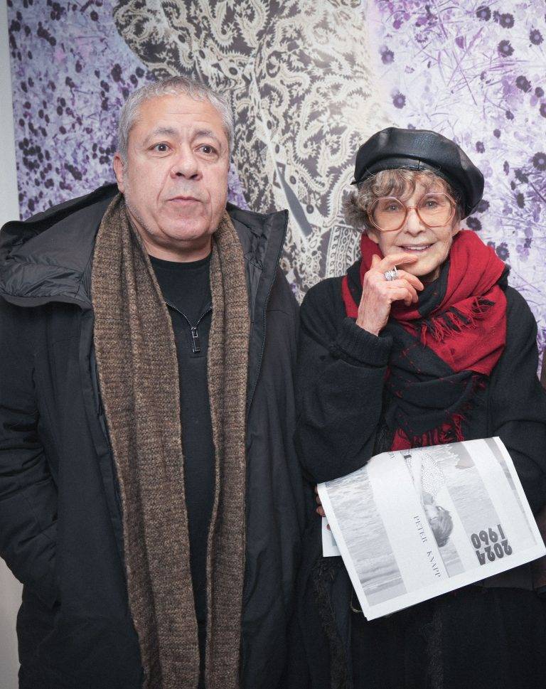  - Oana Ivan Gallery célèbre l’audace de Peter Knapp à l’occasion de son inauguration