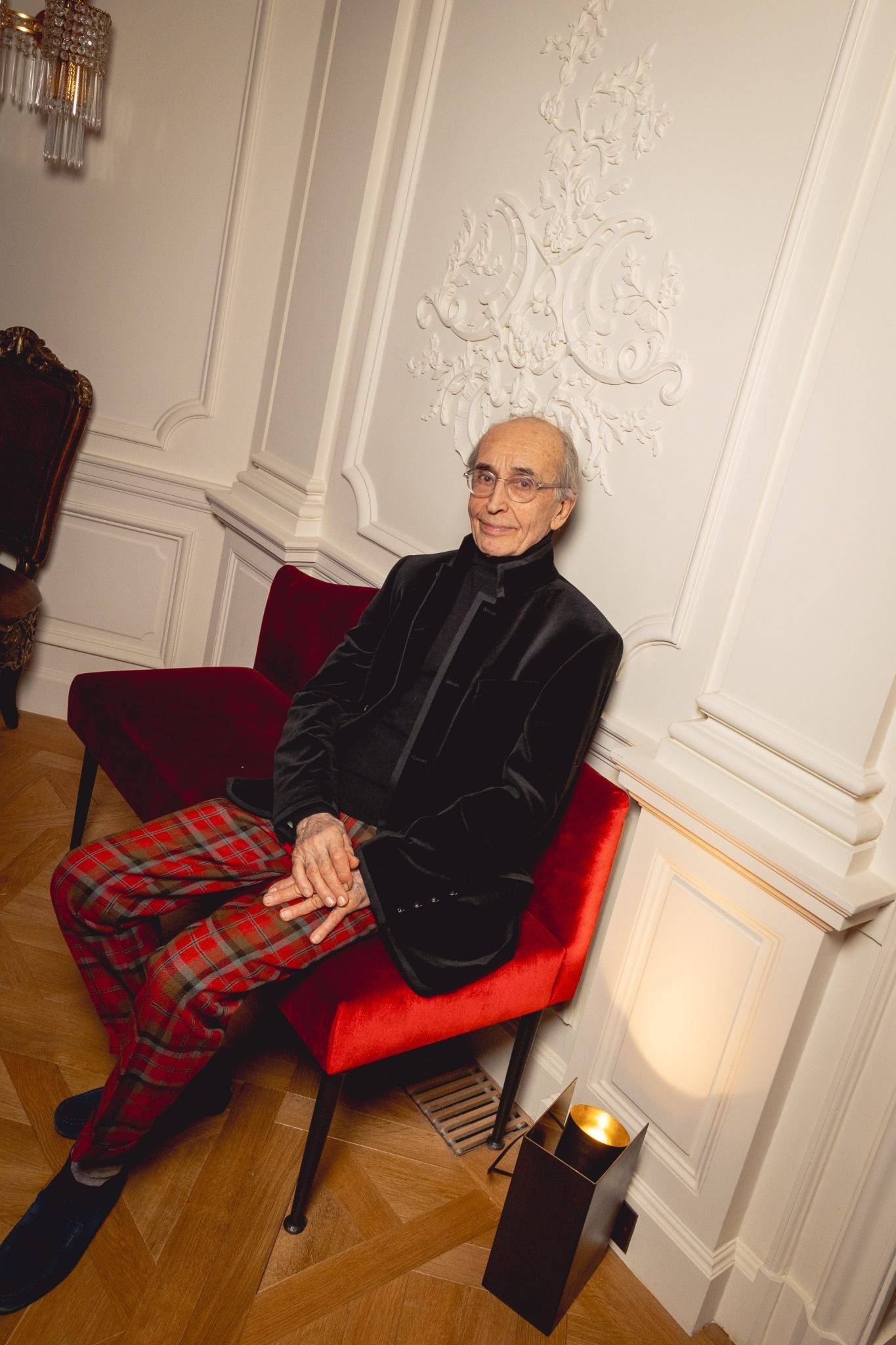  - Jacqueline Terrebone and Benoist F. Drut Co-Host a Cocktail Party at Aline Hazarian’s Parisian Apartment